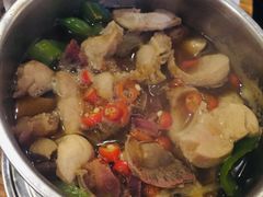 炸蛋锅-海拉尔碳烤羊腿烤鸽子(吕营店)