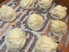 招牌鲜肉小笼汤包-玖鲜小笼(中山广场店)