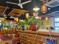 -靠山屯东北农家菜(八龙桥雅苑店)