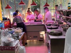 -周良天山牛杂城(天山路总店)