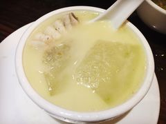 -正能量脆肉鲩火锅