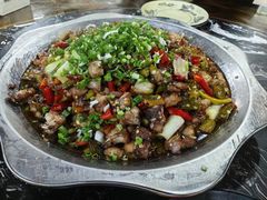 -廖哥泡椒兔(峨眉店)