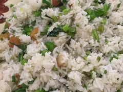 -年辉渔村·非遗传承餐厅(新丰江店)