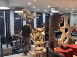 -TOP HAIR SALON