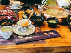 -牛村来人潮汕牛肉火锅(西单店)