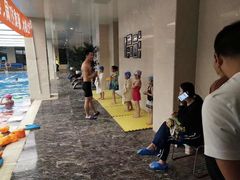 -中健健身(翡翠郡店)