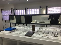 -造寸眼镜·蔡司官方授权店(东门店)