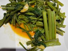 -麦麦山云南菜(复地活力城店)