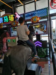 点击看大图 -嗨翻Hi-Fun竞技主题乐园·蹦床团建生日聚会(五棵松华熙店)
