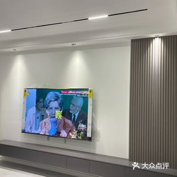 教你做出即简单又高级的电视背景墙