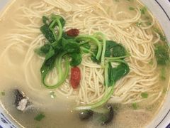 -镇南锅盖面馆(解放路店)