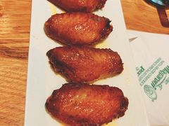 -玛格萝妮(汇智国际商业中心店)