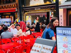 -BHC炸鸡(明洞总店)