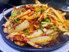 铁板鱿鱼-海花锅盖烧烤店(怡馨家园店)
