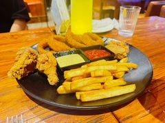 -Luga's 西餐酒吧·bistro(百家湖1912店)