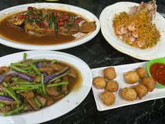 -小海豚•老字号海鲜餐厅(天涯店)