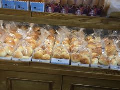 -华荣西饼(列东店)