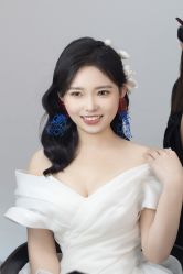 -欣薇婚纱(新源乐汇城店)