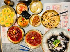 -草家酱蟹炭火烤肉店(珲春南路二店)