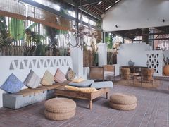 -喜洲吧·江畔老船厂·庭院餐厅(喜临院店)