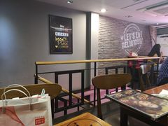 -BHC炸鸡(明洞总店)