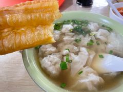 -张阿三馄饨店