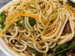 油鸡枞凉米线-蔼若春.传承三十年云南菜(金碧公园店)