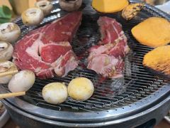 -青瓦餐厅·生鱼片·韩园烤肉(西塔店)