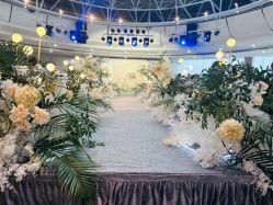 -艾米婚纱&婚礼策划