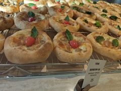 -VERIE BAKEHOUSE