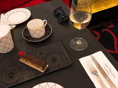 -Salon de The de Joel Robuchon(外滩18号店)