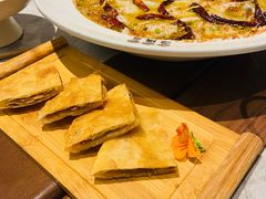 -渔语鱼新川菜Bistro(万象天地店)