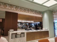 -上海虹桥祥源希尔顿酒店