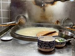 -镇南锅盖面馆(解放路店)