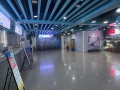 -乔波室内滑雪场