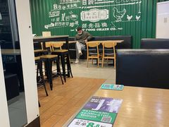 大堂-老乡鸡(武汉烽胜路店)