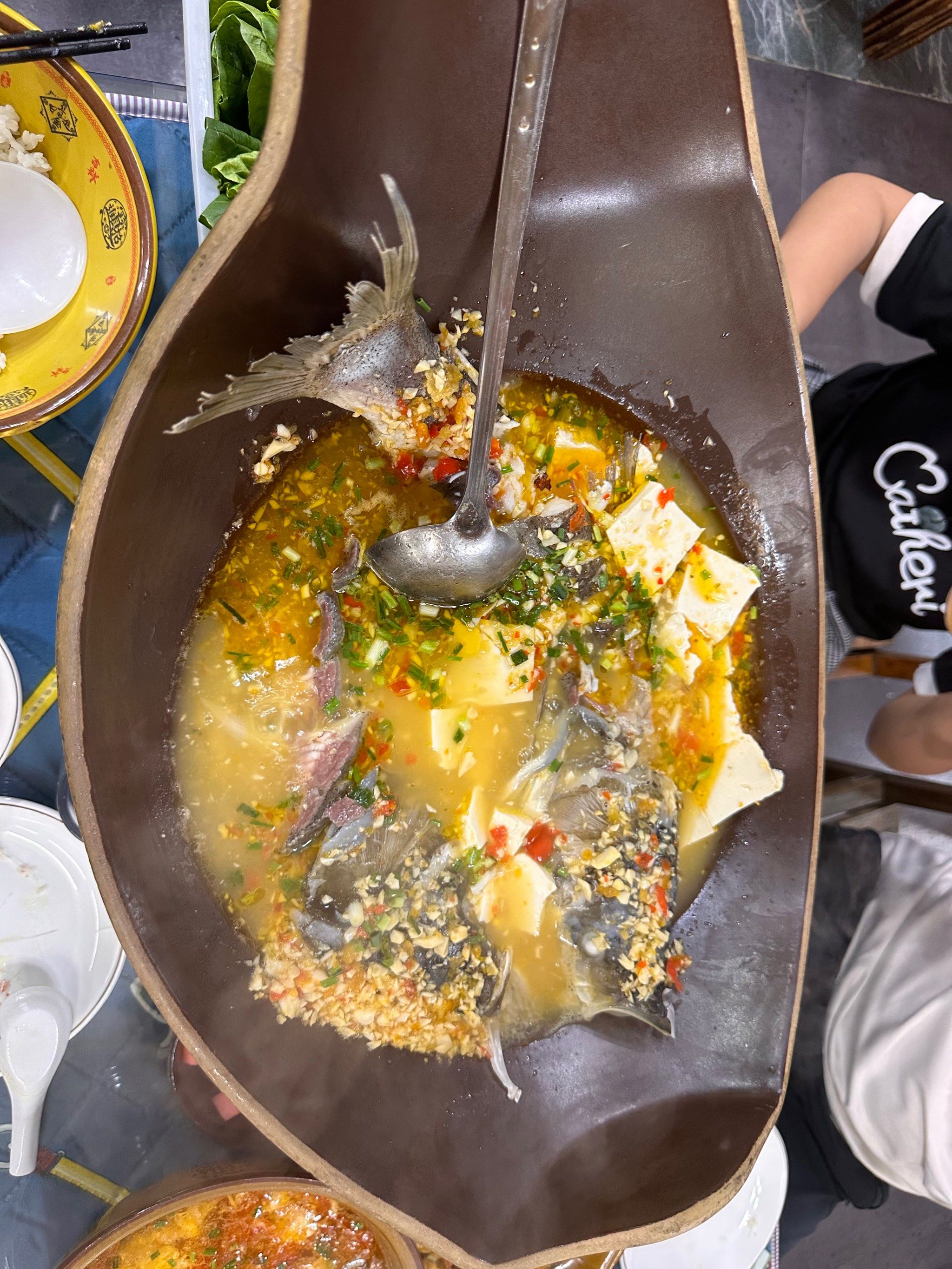 瓦罐鱼很美味!好吃!