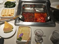 -海底捞火锅鲜切牛肉主题店(长寿路店)