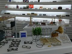 -优视力蔡司眼镜验配中心(越秀城市广场奥莱店)