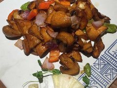 -云海肴·汽锅鸡·云南代表菜(天山百盛优客店)