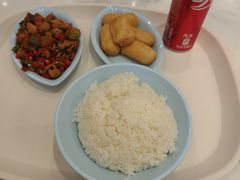 -荣华基·现炒快餐(肇嘉浜路店)