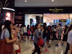 iphone_upload_pic-Vivienne Westwood(上海来福士广场店)