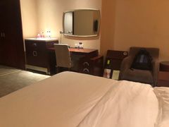 -扬子岛酒店(重庆洪崖洞解放碑店)