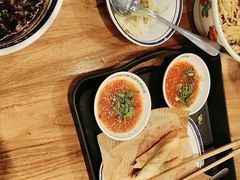 -云阿蛮云南生烫牛肉米线(奉贤路店)