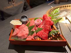 -铭牛烧肉·和牛海鲜自助(高新月牙湖店)