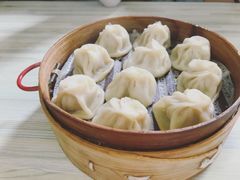 鲜肉小笼-嵊州小吃(萧山街店)