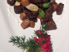 葱揽小牛肉-车之谷·汽车文化主题餐厅(汽开店)