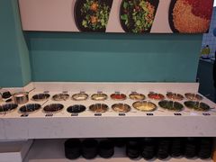 自助调料区-屋头串串(龙潭寺店)