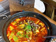 -青红之间·新派融合川菜(慈云寺店)