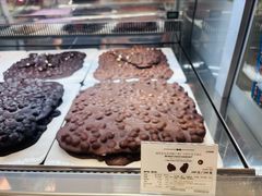 -VENCHI 闻绮(上海佛罗伦萨小镇店)
